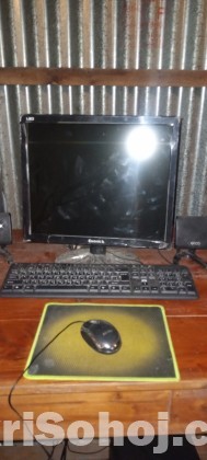 Desktop computer